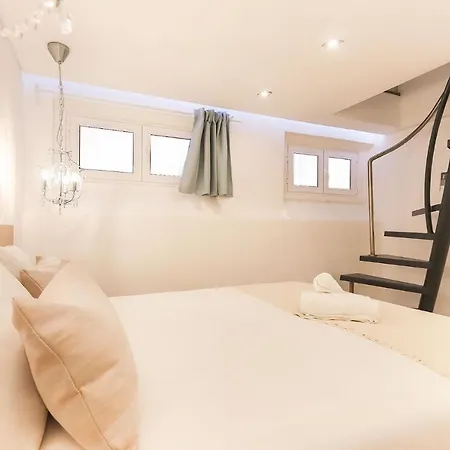 Apartment Expo Duplex By Homing *